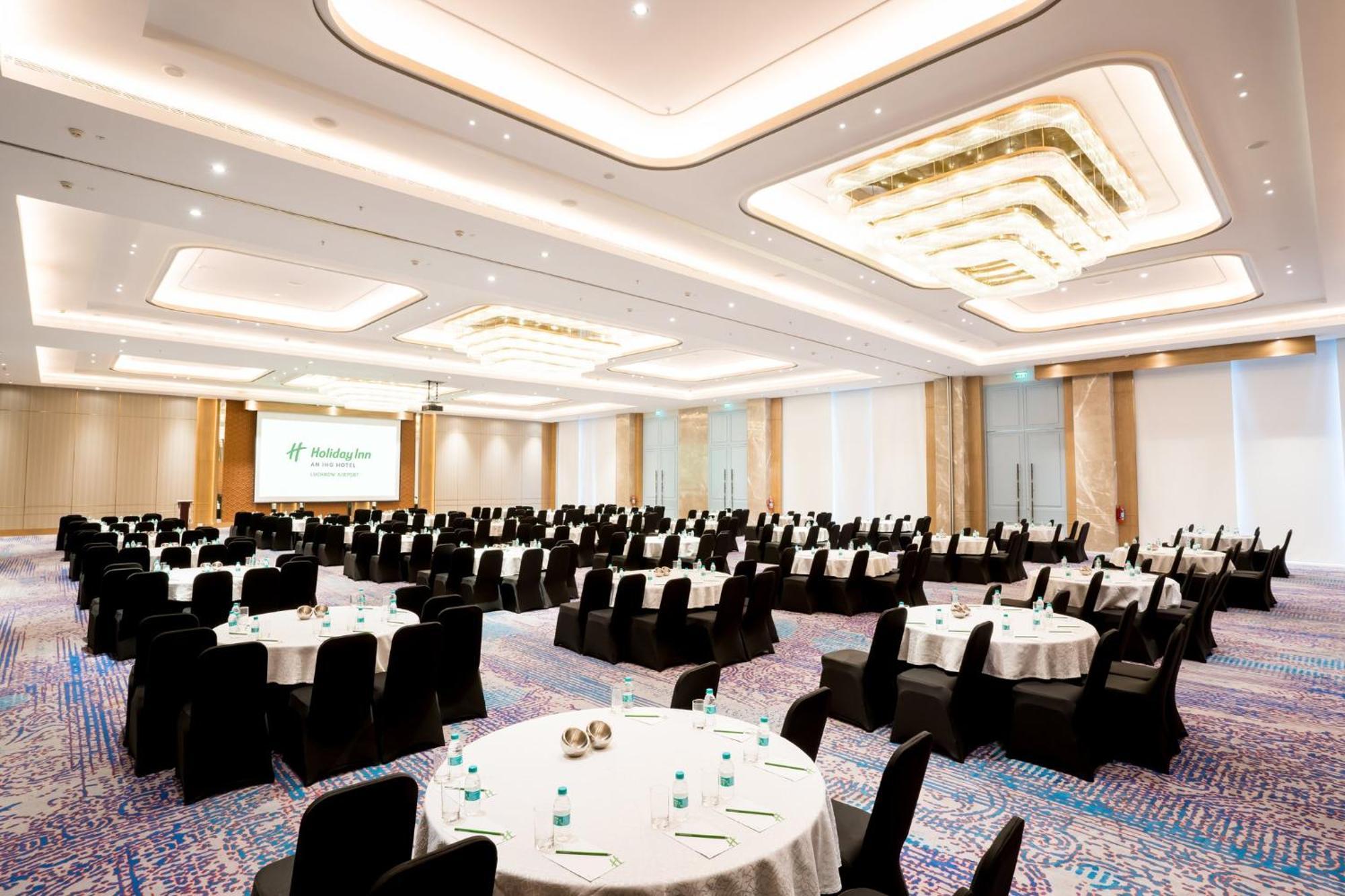 Holiday Inn Lucknow Airport By Ihg 外观 照片